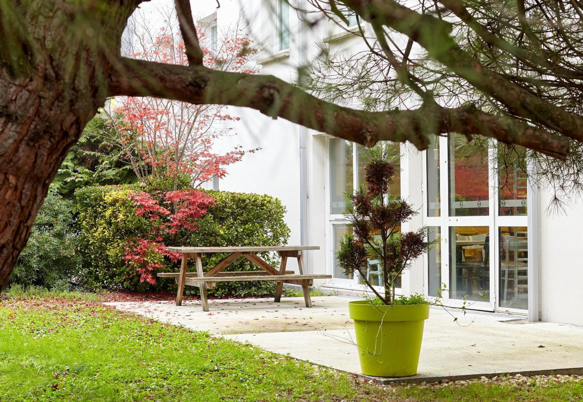 B&B Hotel Evry Lisses 2 Dış mekan fotoğraf